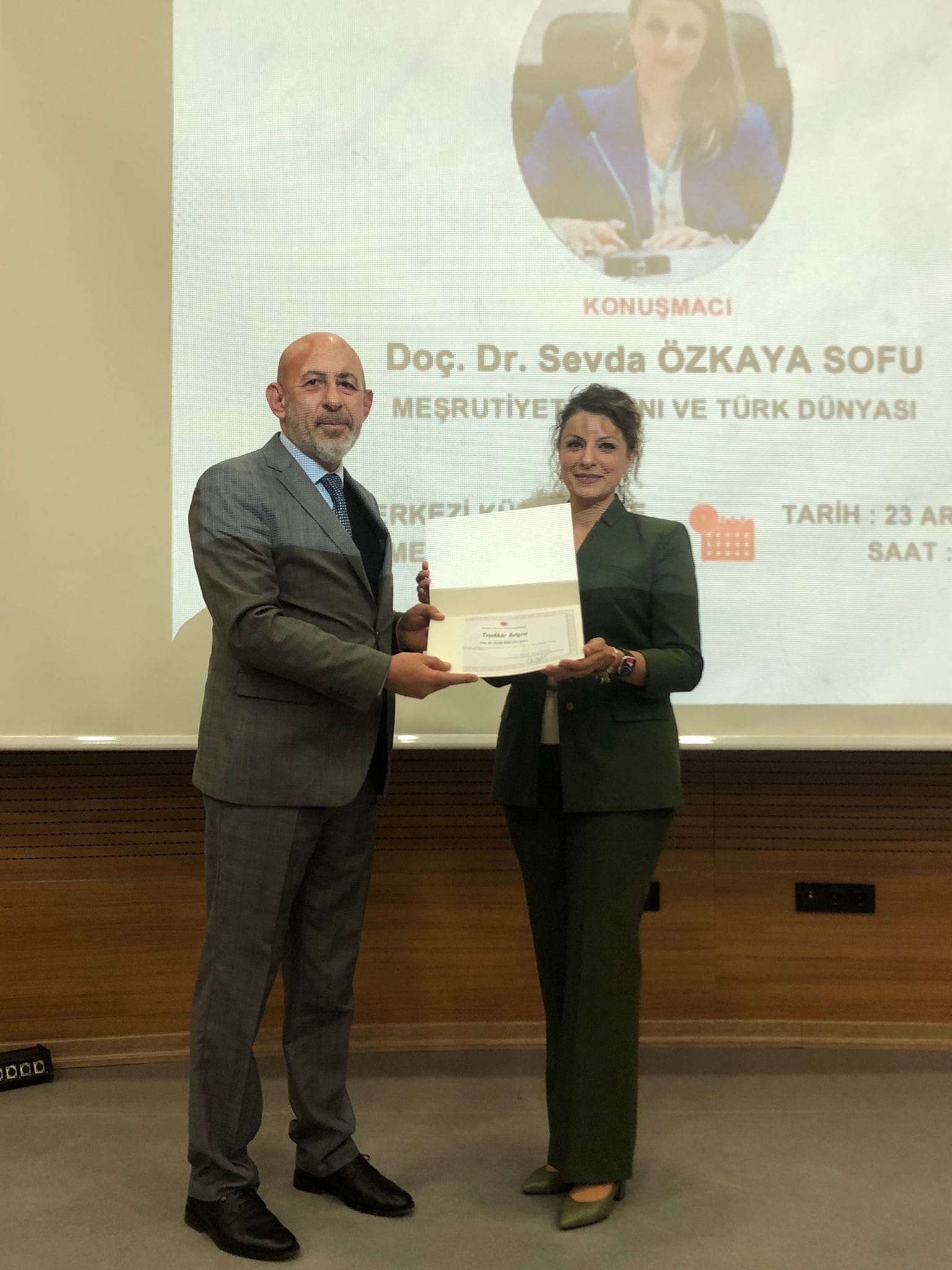 Türk Dünyası Uygulama ve Araştırma Merkezi'nin düzenlediği ve Doç. Dr. Sevda ÖZKAYA SOFU'nun konuşmacı olduğu 